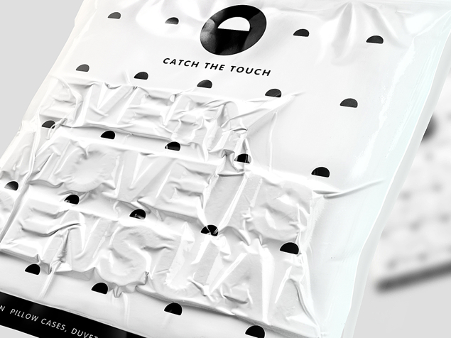 Catch The Touch: Bed linen packaging concept